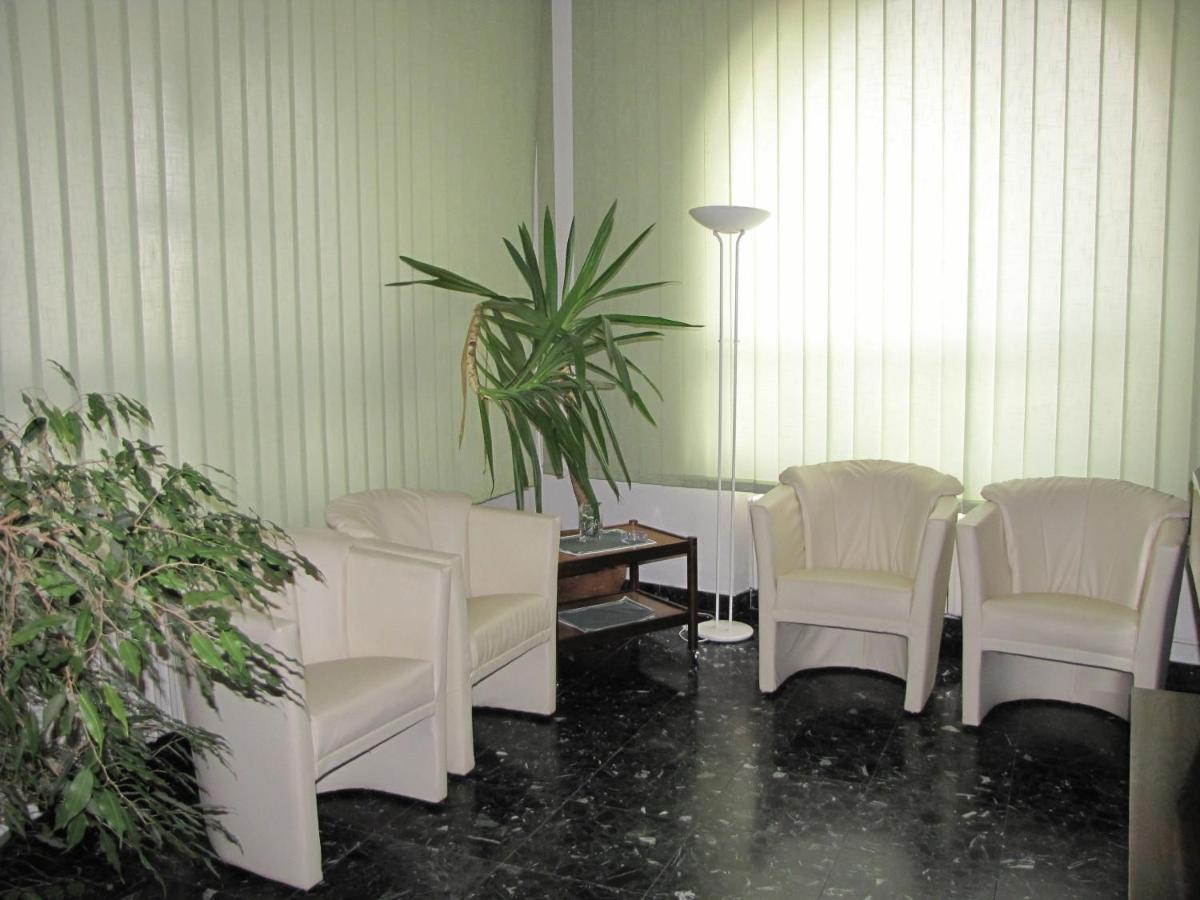 Hotel Bila Ruze Brno Exterior photo