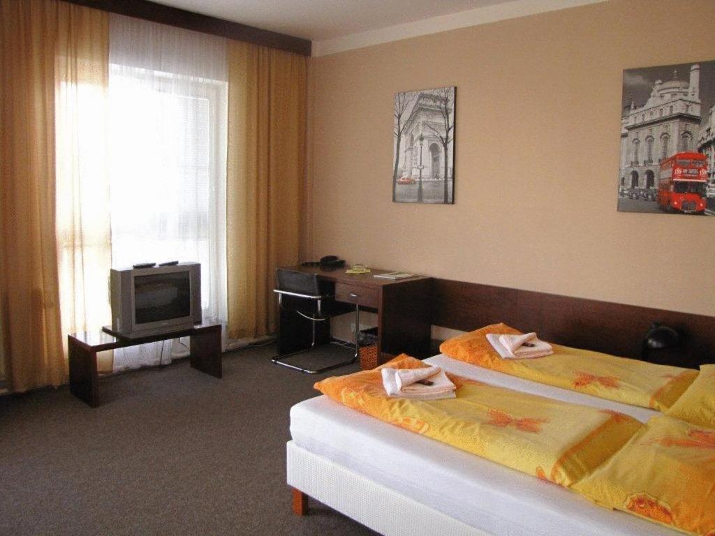 Hotel Bila Ruze Brno Exterior photo