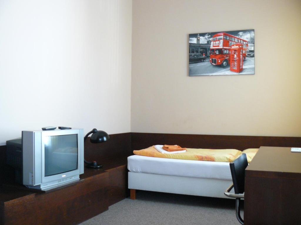 Hotel Bila Ruze Brno Room photo
