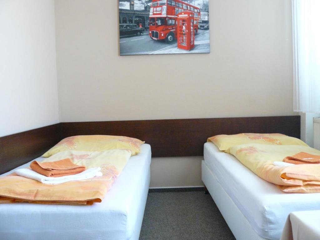 Hotel Bila Ruze Brno Room photo